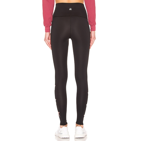 Strut This Rose Gold Star Ankle Leggings - Picture 2 of 7